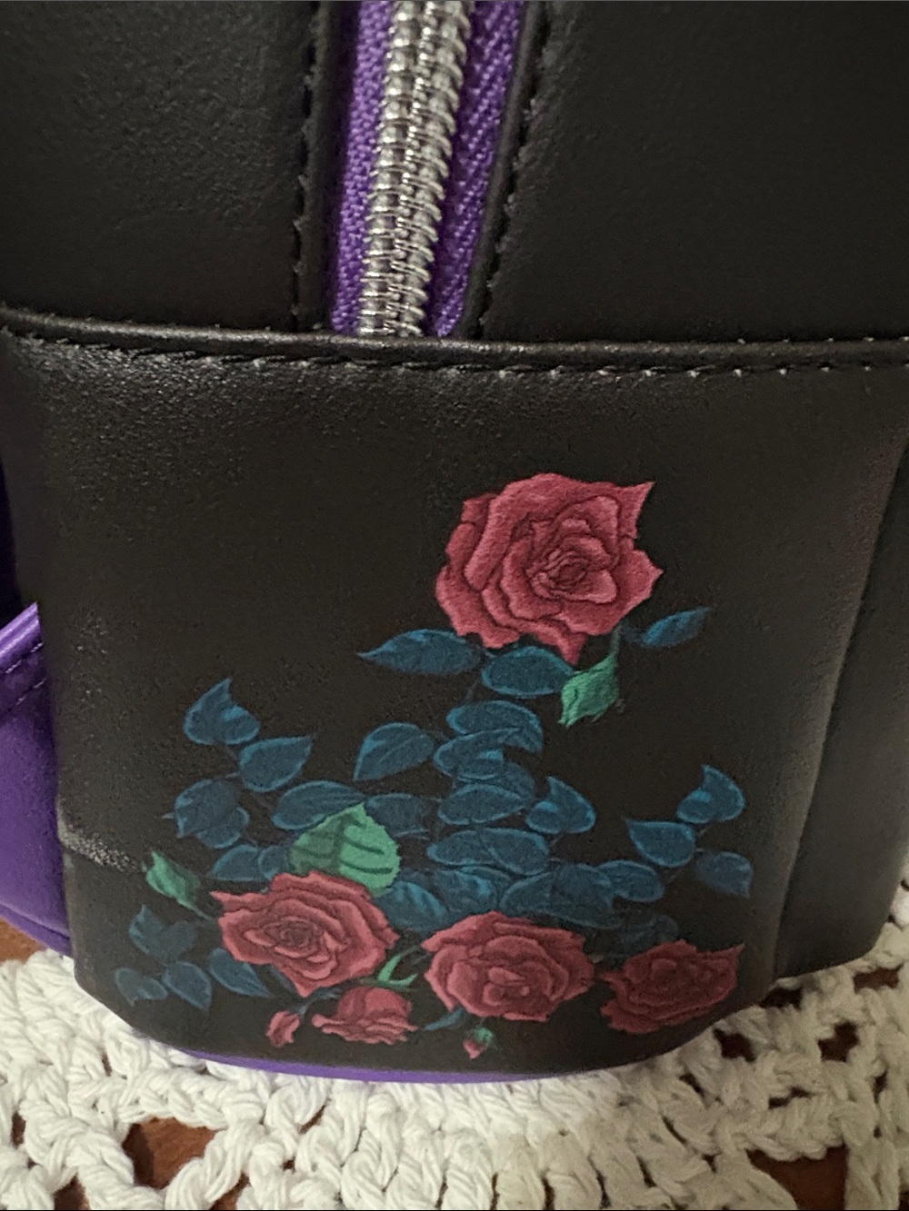 Loungefly Disney Villains Bag/ Backpack NWT - Picture 4 of 4